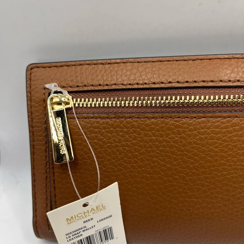 Michael Kors Reed Lg Bifold Pebbled Leather Snap Wallet Card Case. NWT